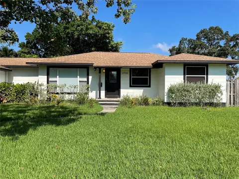 1710 Bayou Grande Blvd NE, Saint Petersburg, FL 33703