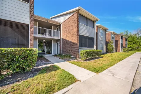 1400 Gandy Blvd N #102, Saint Petersburg, FL 33702