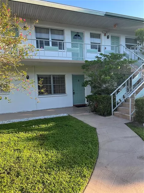 5955 18th St N #8, Saint Petersburg, FL 33714