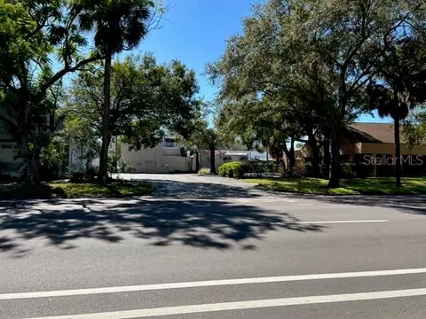 1 St Ave N, Saint Petersburg, FL 33713