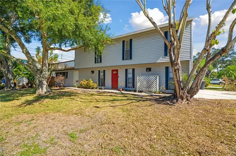 1801 New Hampshire Ave NE, Saint Petersburg, FL 33703