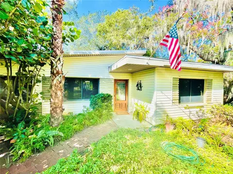 15 Tarpon Dr, Tarpon Springs, FL 34689