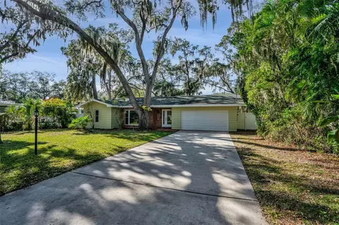 230 Velma Dr W, Largo, FL 33770