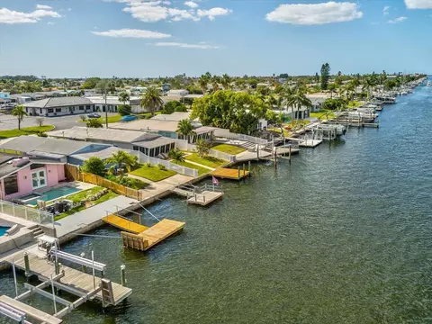 4633 Floramar Ter, New Port Richey, FL 34652