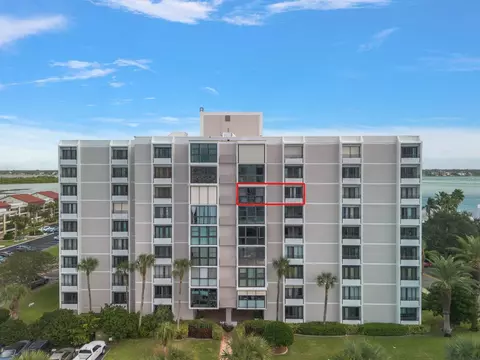 855 Bayway Blvd #706, Clearwater Beach, FL 33767