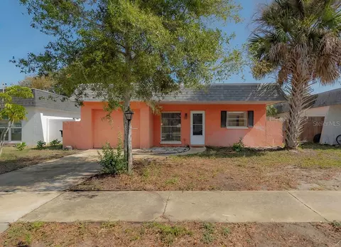 12233 Eldon Dr, Largo, FL 33774