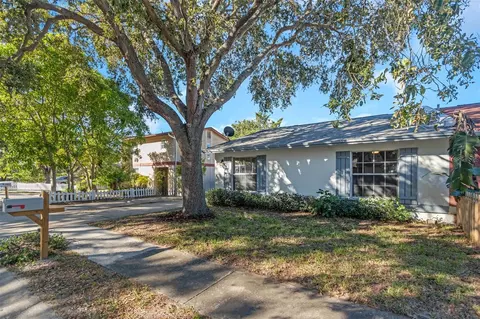 2069 Madrid Ct N, Clearwater, FL 33763