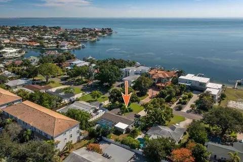 4600 Bayshore Blvd NE, Saint Petersburg, FL 33703