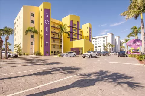 11360 Gulf Blvd #403, Treasure Island, FL 33706