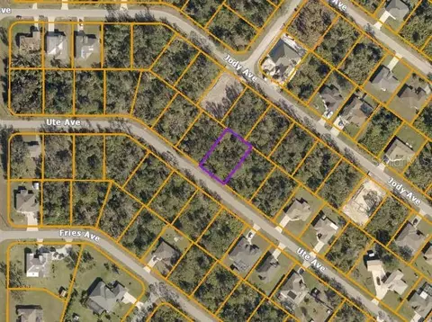 Ute Avenue, North Port, FL 34288