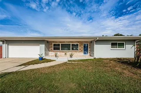1714 Emerald Dr, Clearwater, FL 33756
