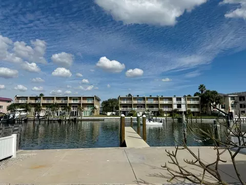 12408 Lagoon Ln, Treasure Island, FL 33706