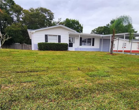 3432 Silver Hill Dr, Holiday, FL 34691