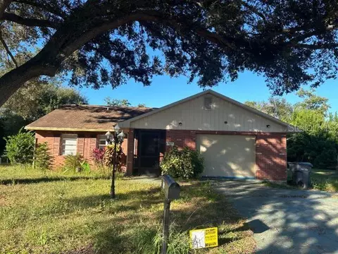 22 Cedar Dr, Davenport, FL 33837