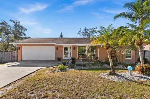 1013 Jamaica Way, Tarpon Springs, FL 34689