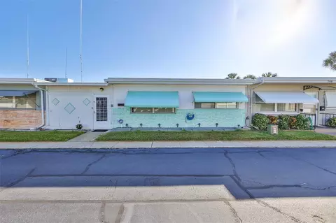 250 Rosery Rd NW #247, Largo, FL 33770