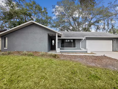 8621 White Springs Dr, New Port Richey, FL 34655