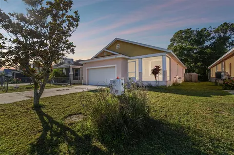 907 Ornelda St SW, Ruskin, FL 33570