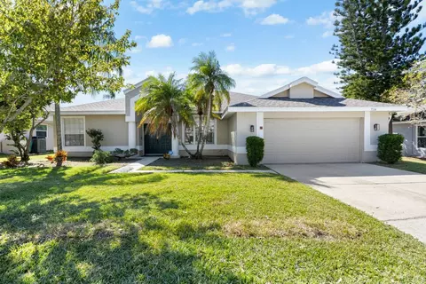 714 Belted Kingfisher Dr N, Palm Harbor, FL 34683