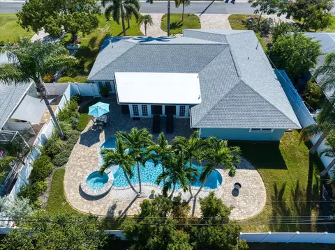 4245 Harbor Hills Dr, Largo, FL 33770