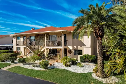 9930 Eagles Point Cir #2, Port Richey, FL 34668