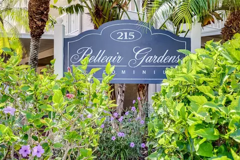 215 Valencia Blvd #211, Belleair Bluffs, FL 33770