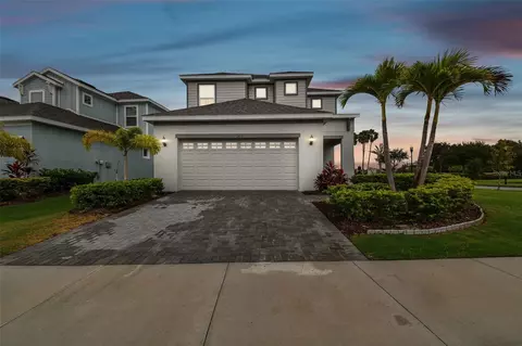 305 Shore Crab Way, Apollo Beach, FL 33572