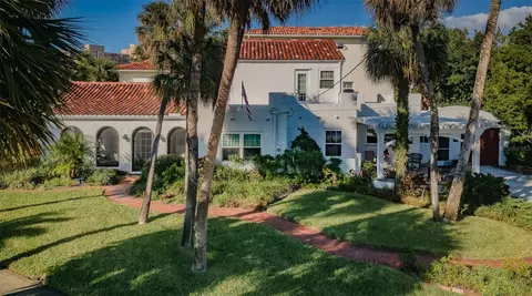 827 Mandalay Ave, Clearwater Beach, FL 33767