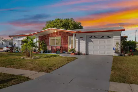 5029 Mitzi Ln, Holiday, FL 34690