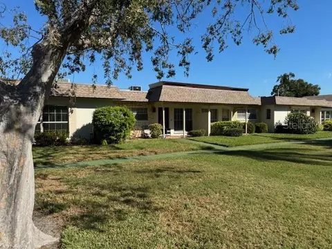 1601 43rd St N # 103, Saint Petersburg, FL 33713