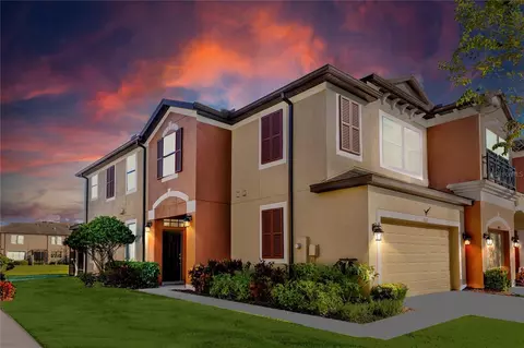 11627 Crowned Sparrow Ln, Tampa, FL 33626