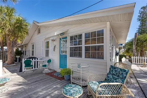113 3rd Ave, Saint Pete Beach, FL 33706