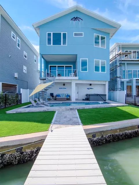 13249 Boca Ciega Ave, Madeira Beach, FL 33708