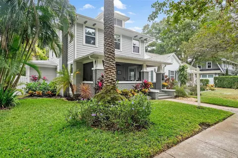 326 17th Ave NE, Saint Petersburg, FL 33704