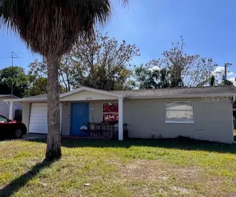 5032 Vickers Dr, New Port Richey, FL 34652