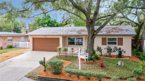 420 Dr M L King Jr St N, Safety Harbor, FL 34695