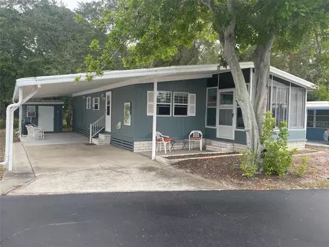 7803 46th Ave N #120, Saint Petersburg, FL 33709