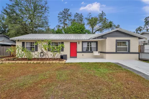 1108 Oakhill St, Seffner, FL 33584