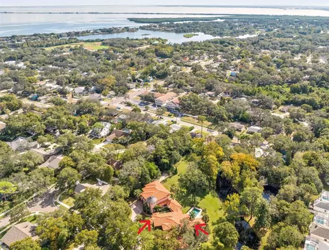 125 Park St, Safety Harbor, FL 34695