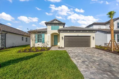 17650 Savory Mist Cir, Lakewood Ranch, FL 34211