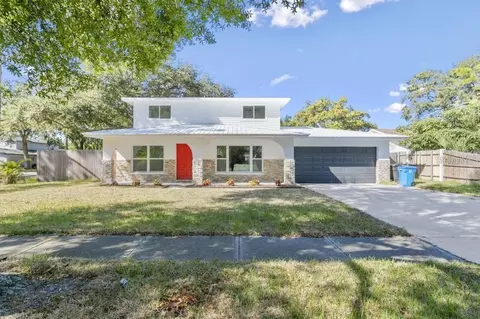 7617 Winging Way Dr, Tampa, FL 33615