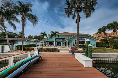 19 Leeward Is, Clearwater Beach, FL 33767