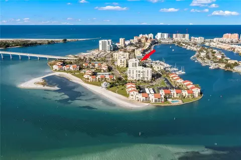 851 Bayway Blvd #305, Clearwater Beach, FL 33767
