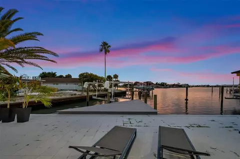 729 59th Ave, Saint Pete Beach, FL 33706