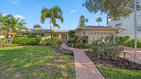113 Windward Is, Clearwater Beach, FL 33767