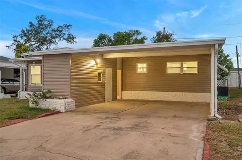 5134 River Birch Ave, Holiday, FL 34690