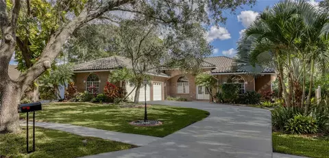 1485 Whisper Wind Ln, Oldsmar, FL 34677
