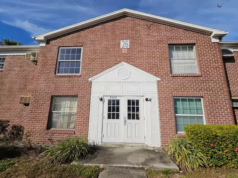 8340 12th St N #E, Saint Petersburg, FL 33702