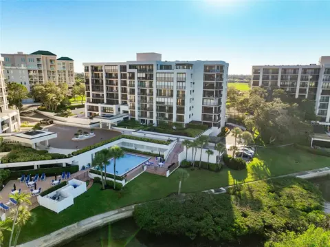 6 Belleview Blvd #702, Belleair, FL 33756