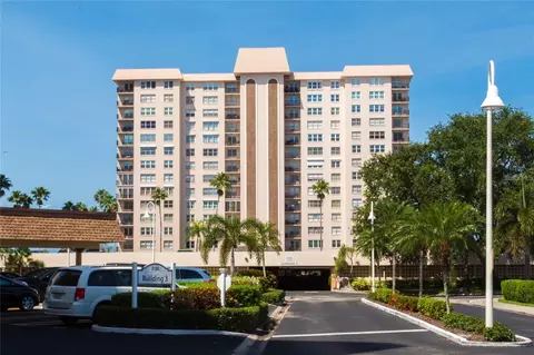 5220 Brittany Dr S #903, Saint Petersburg, FL 33715